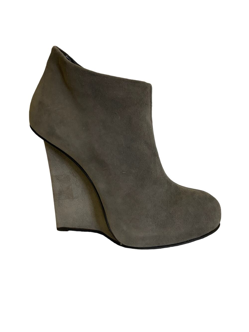 Giuseppe Zanotti Daisy Suede Sculpted Wedge Ankle Booties Preppy Winter Fall 8